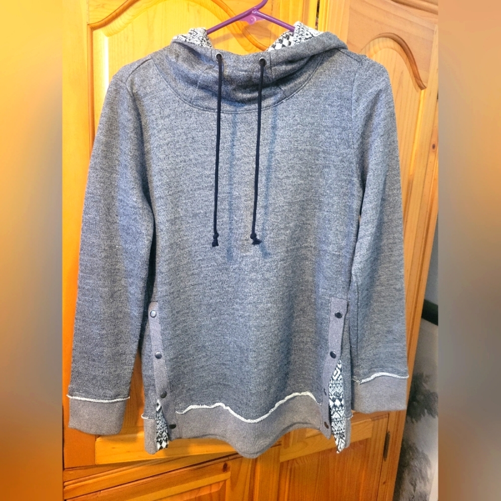 Hooded Sweater